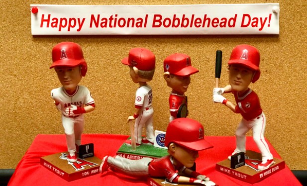 national bobblehead day clipart