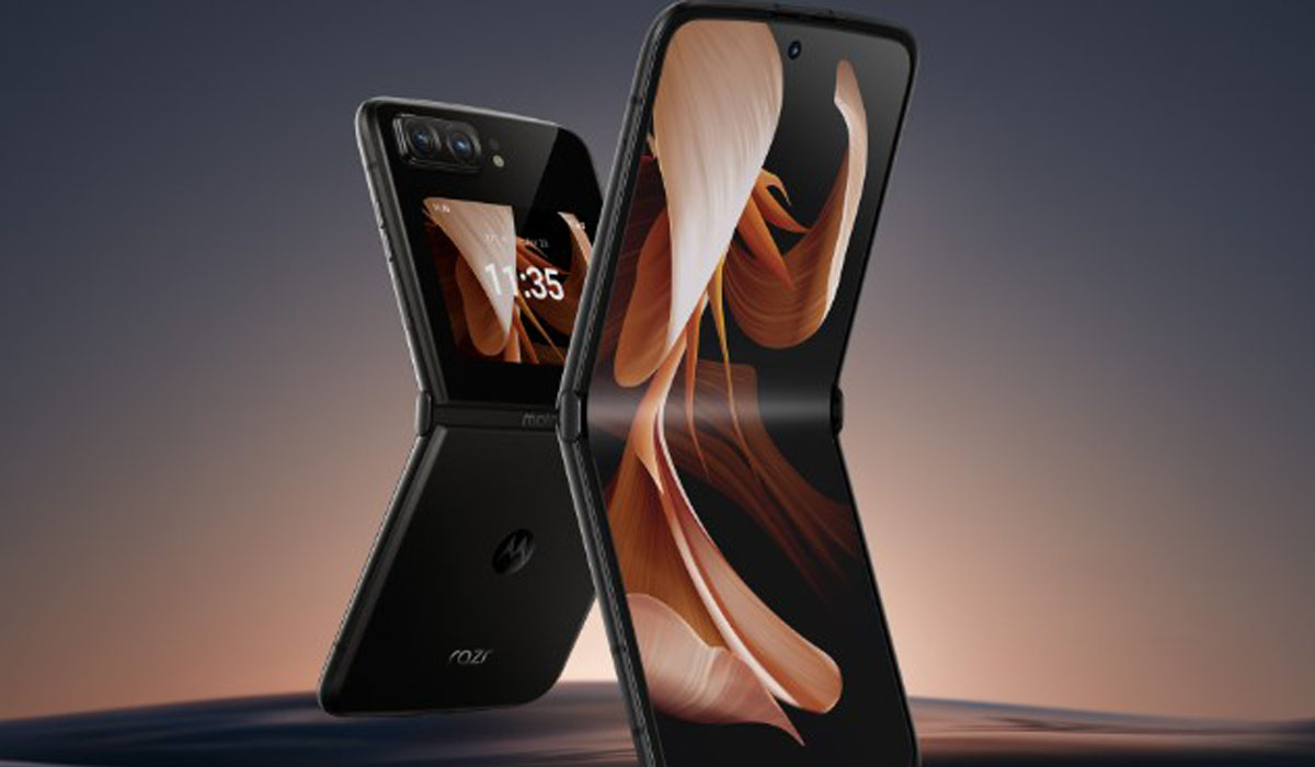Motorola Razr Foldable Phone 2023