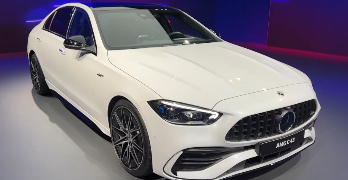 2023 Mercedes-AMG C43