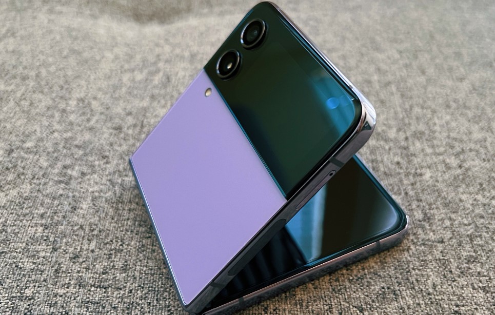 Samsung Galaxy Z Flip 7